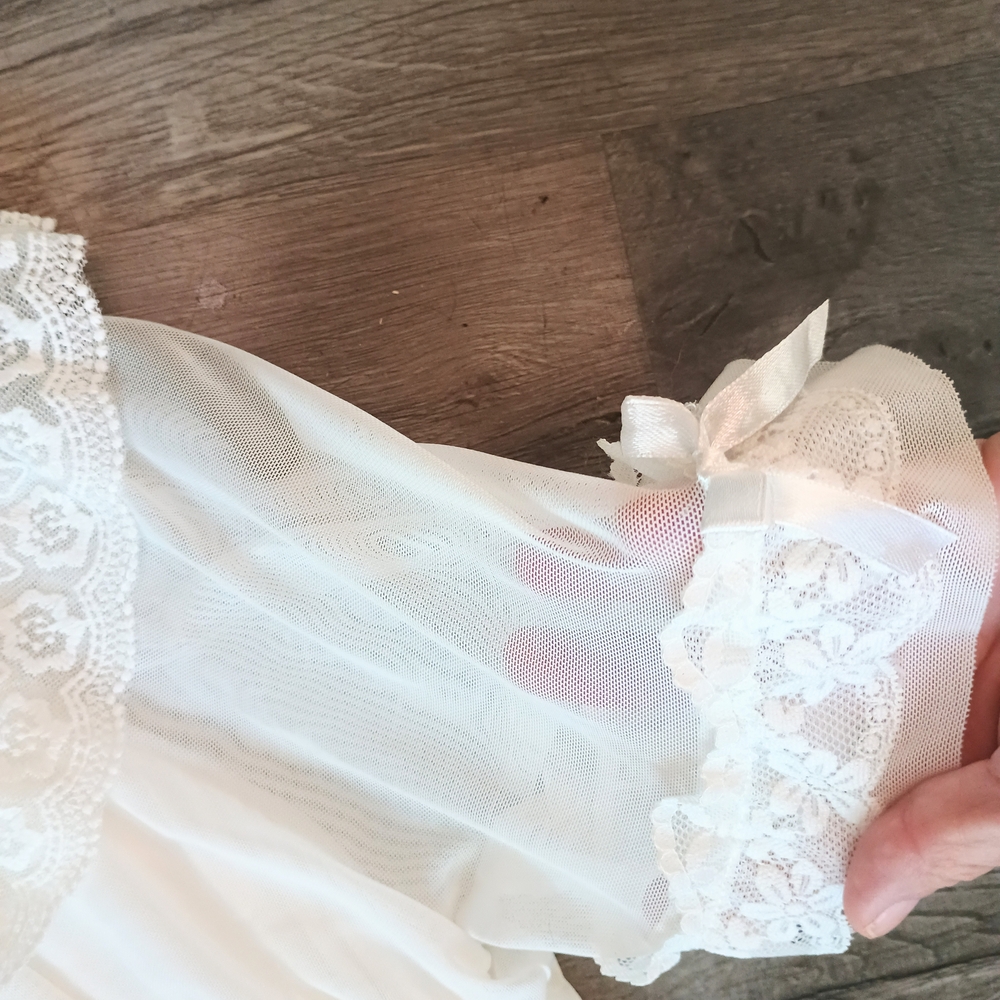 Like new, vintage style, white, double layer nightie, womens intimates, fairy - Picture 9 of 16